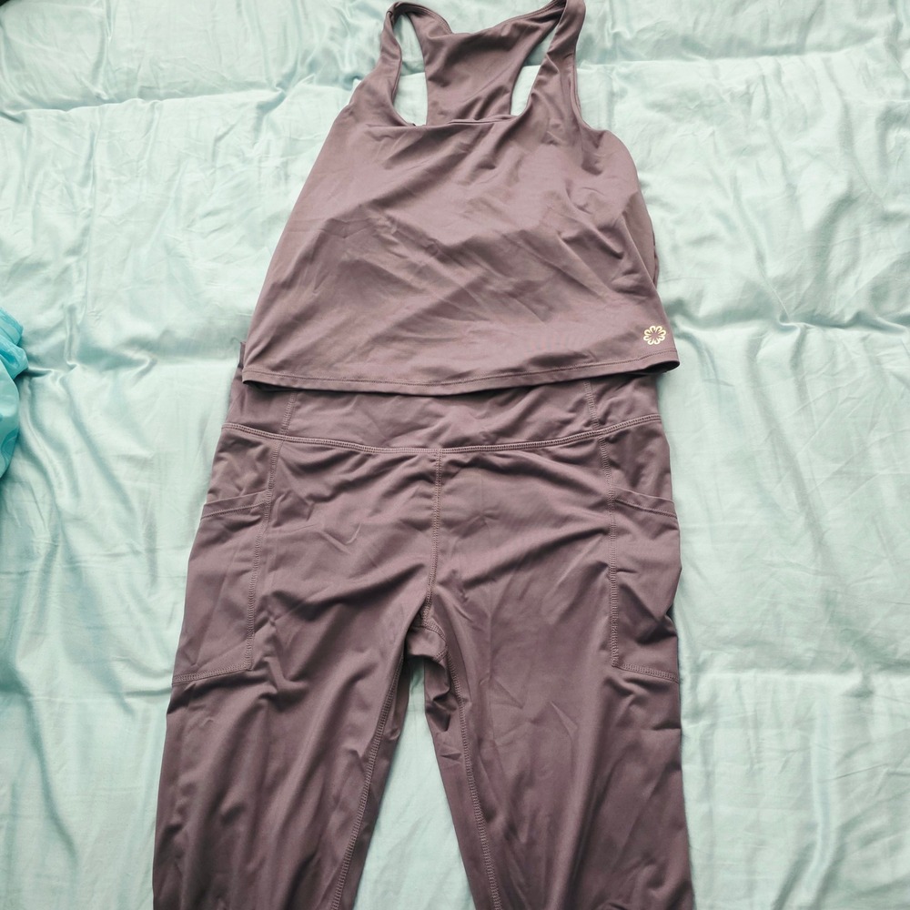 Pro Player Womens Mauve Purple Activewear Set Racerback Tank & Capri Leggings L